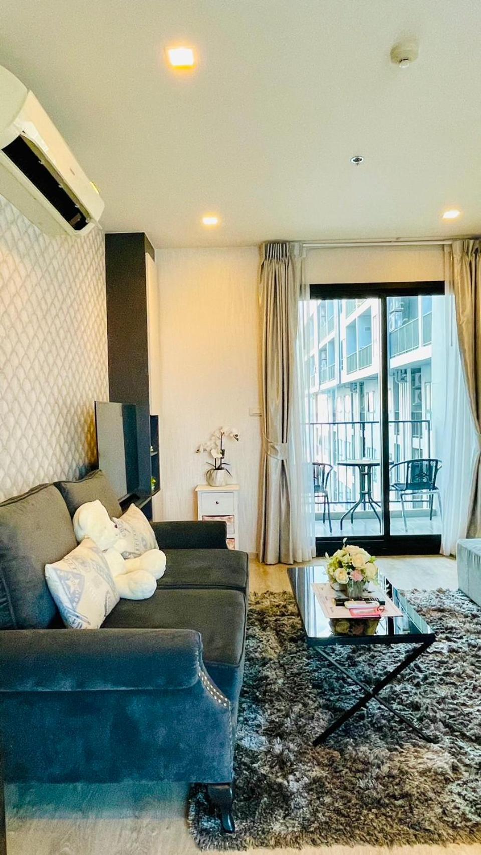 The Base Central Pattaya 2 Bed 2 Bath By Numam Exteriör bild