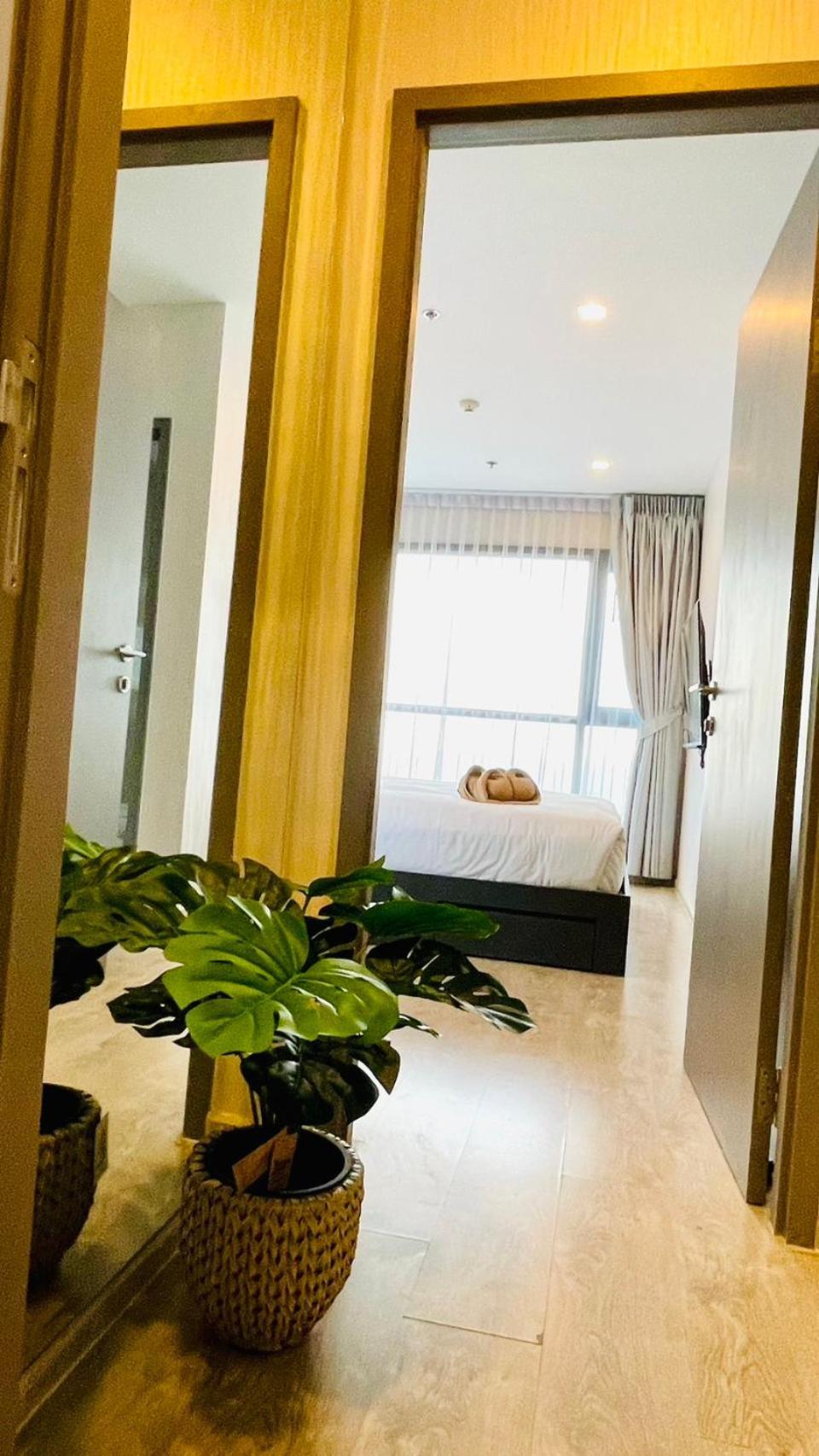 The Base Central Pattaya 2 Bed 2 Bath By Numam Exteriör bild