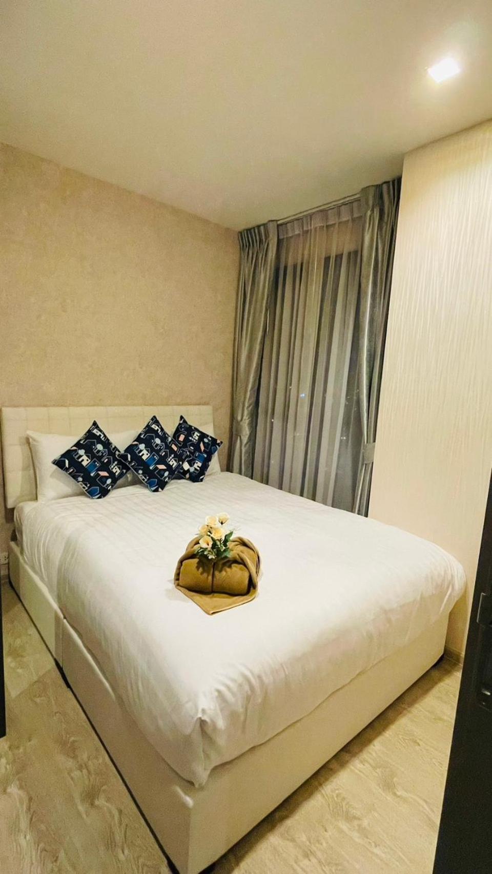The Base Central Pattaya 2 Bed 2 Bath By Numam Exteriör bild