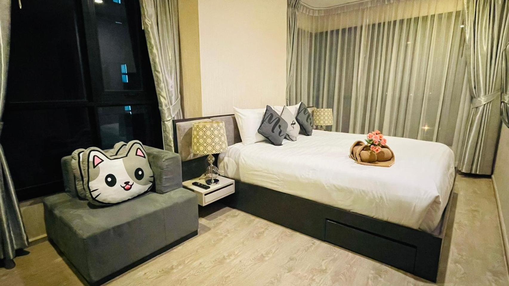 The Base Central Pattaya 2 Bed 2 Bath By Numam Exteriör bild
