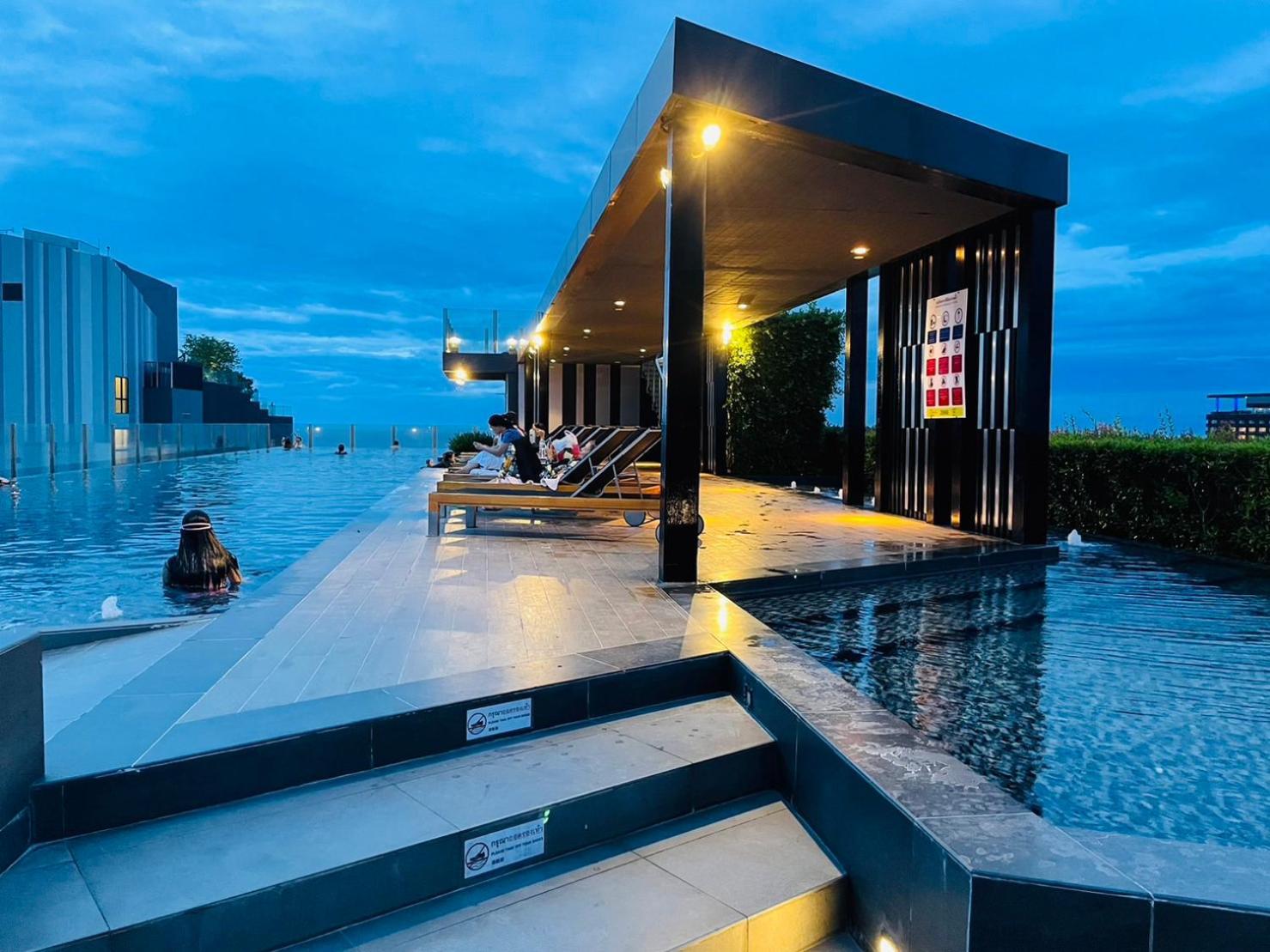 The Base Central Pattaya 2 Bed 2 Bath By Numam Exteriör bild
